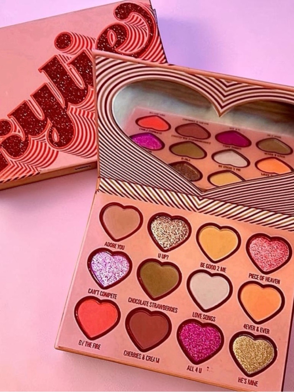 🩷 Limited Edition Kylie Valentines Palette